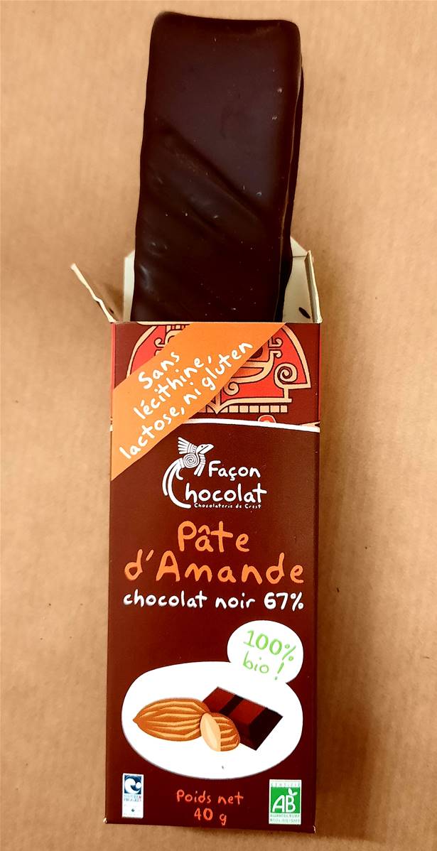 Barre pâte d'amande, Façon Chocolat, 40g*