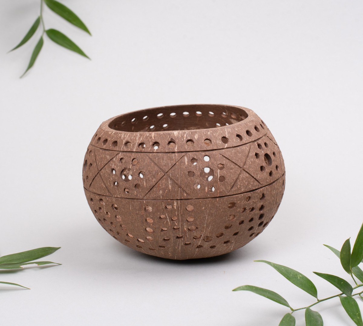 Bougeoir en coquille de noix de coco design