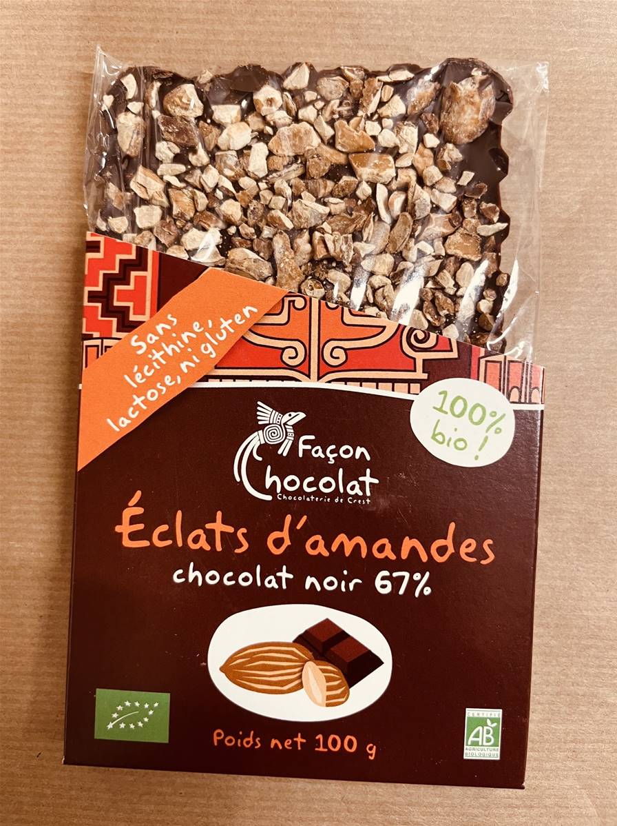 Tablette éclats d'amande, Façon Chocolat, 80g*