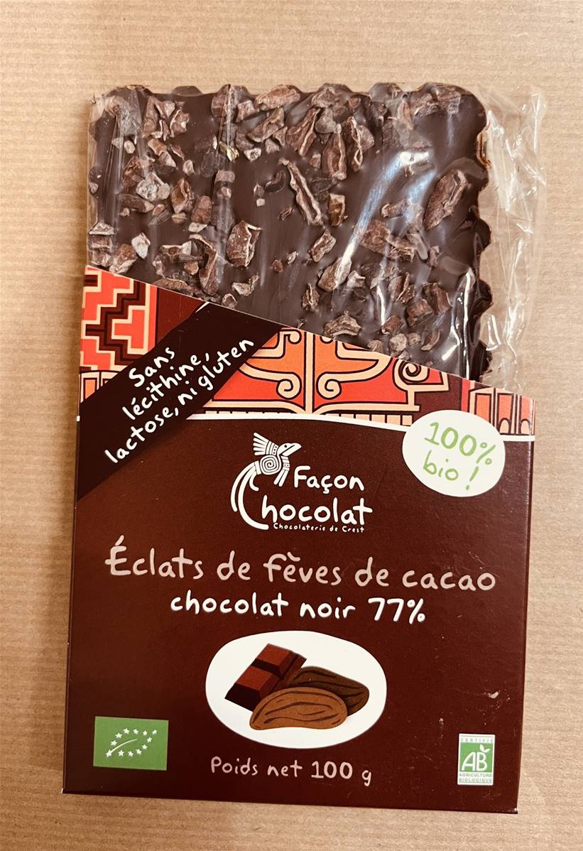 Tablette (77%) aux éclats de fèves de cacao, Façon Chocolat, 80g*