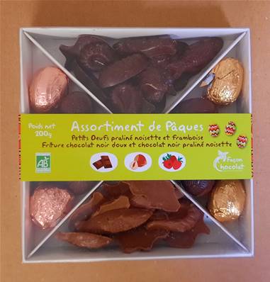Coffret 4 compartiments à fenêtre : petits œufs (F+P) +friture (N+P), Façon Chocolat, 180g
